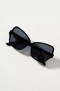 Oversized Angular Sunglasses