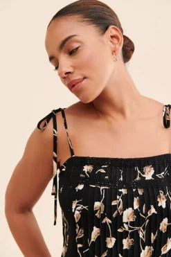 Saltwater Luxe Floral Pleated Cami -Fashion Clothing Shop 85039519 001 m3